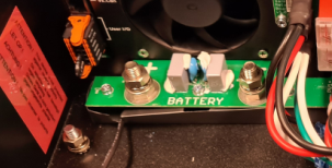 MultiRS_Battery_terminals.png
